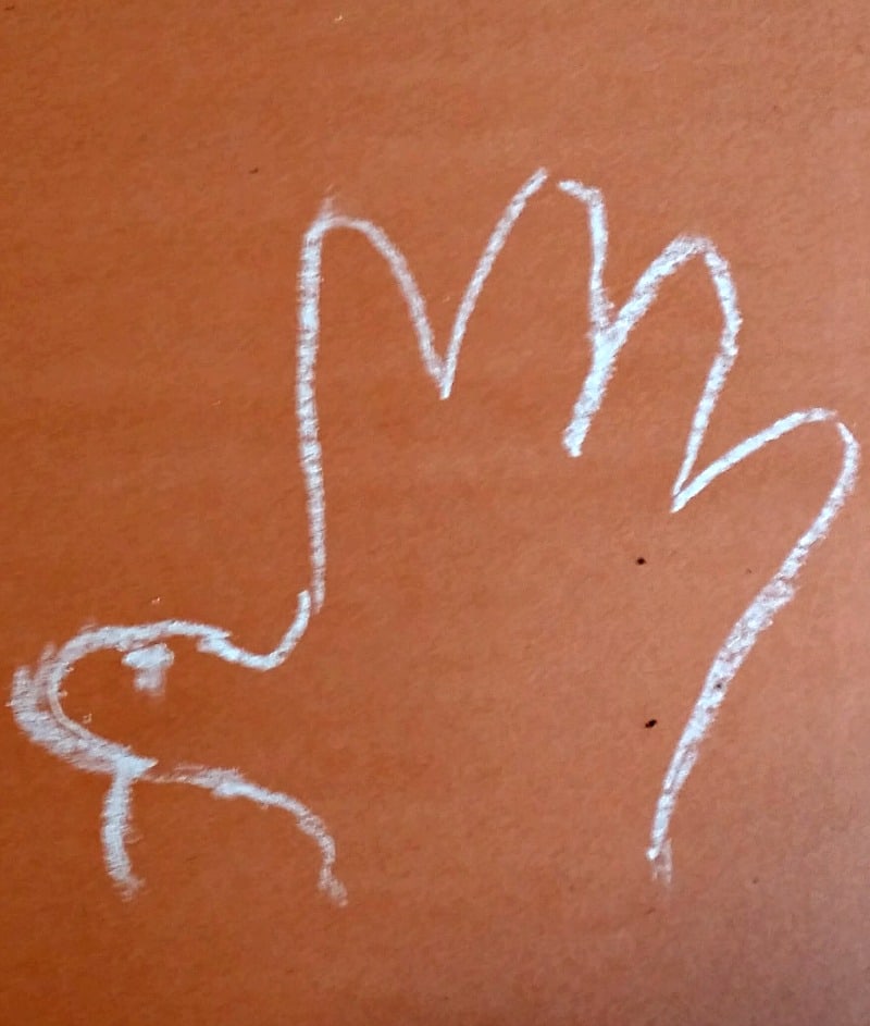 chalk-handprint-turkey
